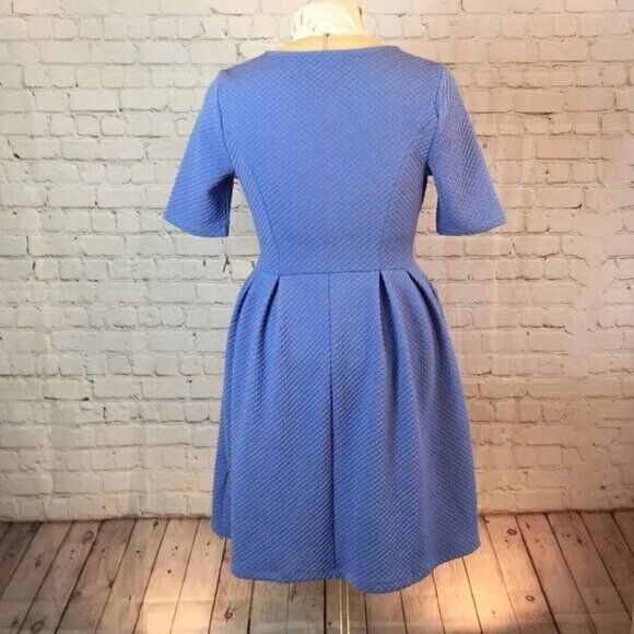 NWT Apt 9 Dress Periwinkle Blue Skater Style Fit & Flare has Pockets Medium - Picture 4 of 7
